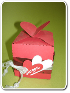 Schachtel mit Herzverschluss Geschenkschachtel